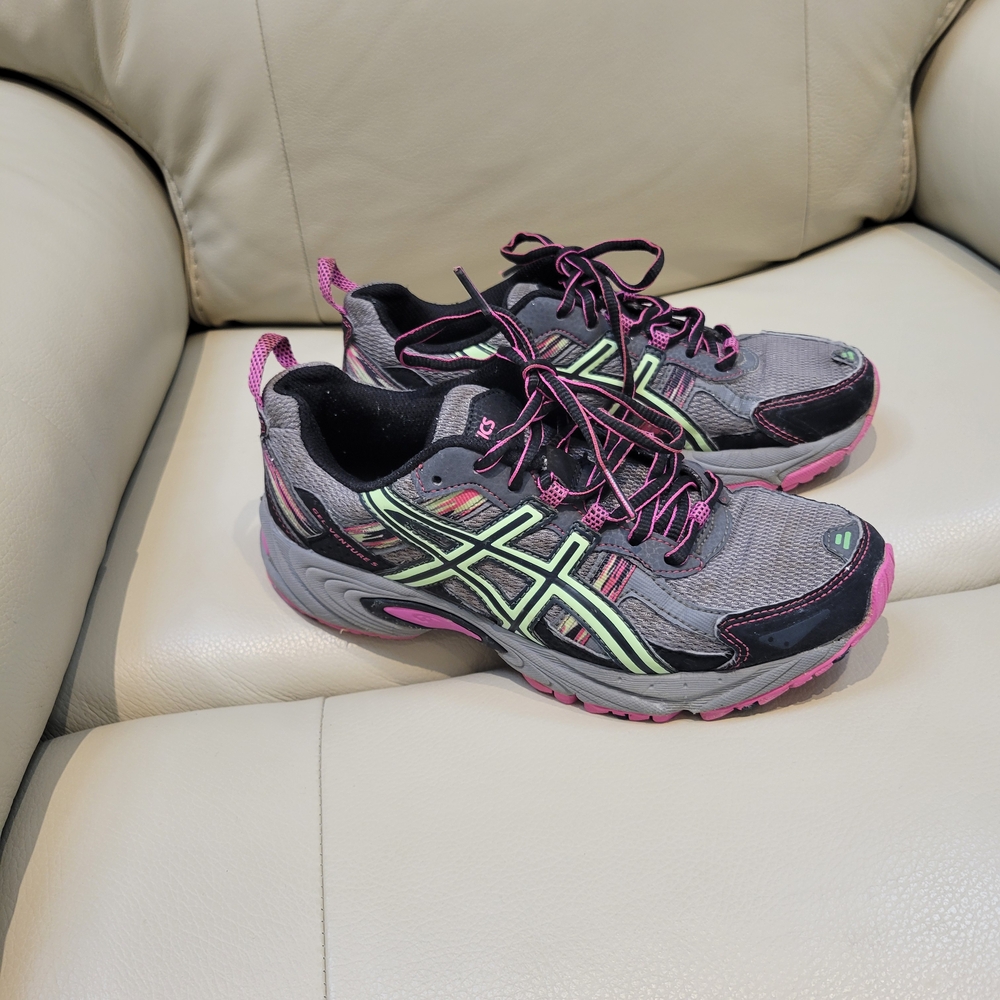 ASICS Women's Gray and Pink Running Shoes